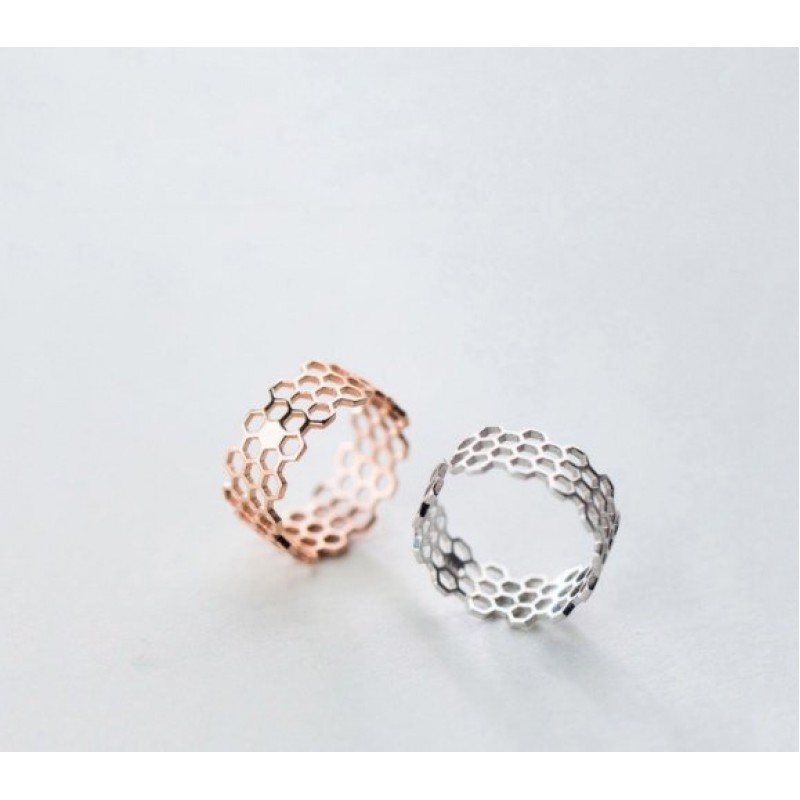 Hollow ring ring simple personality