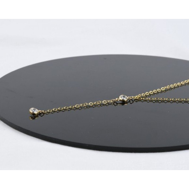 Exquisite diamond necklace metal pendant necklace