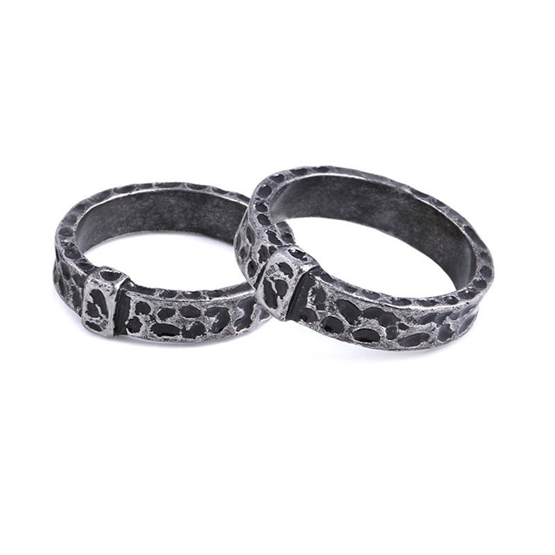 Vintage decorative ring ring