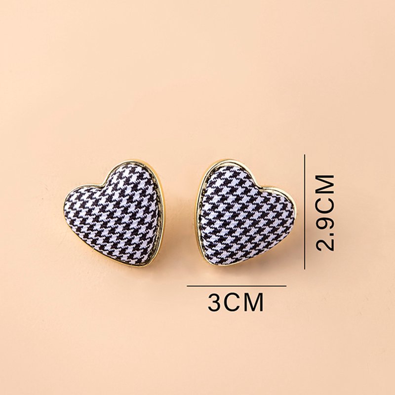 Black White Houndstooth Earrings Big Heart Corduroy Stud Earrings For Women
