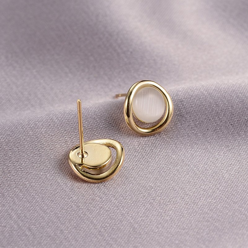 French Style Retro Earrings Earrings Net Red Earrings French Style Retro Earrings Earrings Net Red Earrings